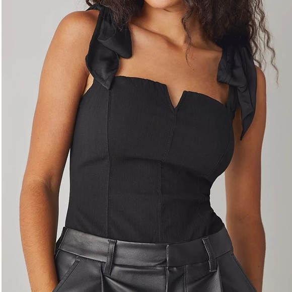 New FREE PEOPLE Black Tie Strap Bodysuit Size S - Picture 4 of 16